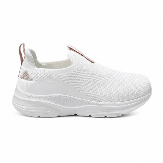 SwiftCloud Elite: Lightweight Performance Slip-On