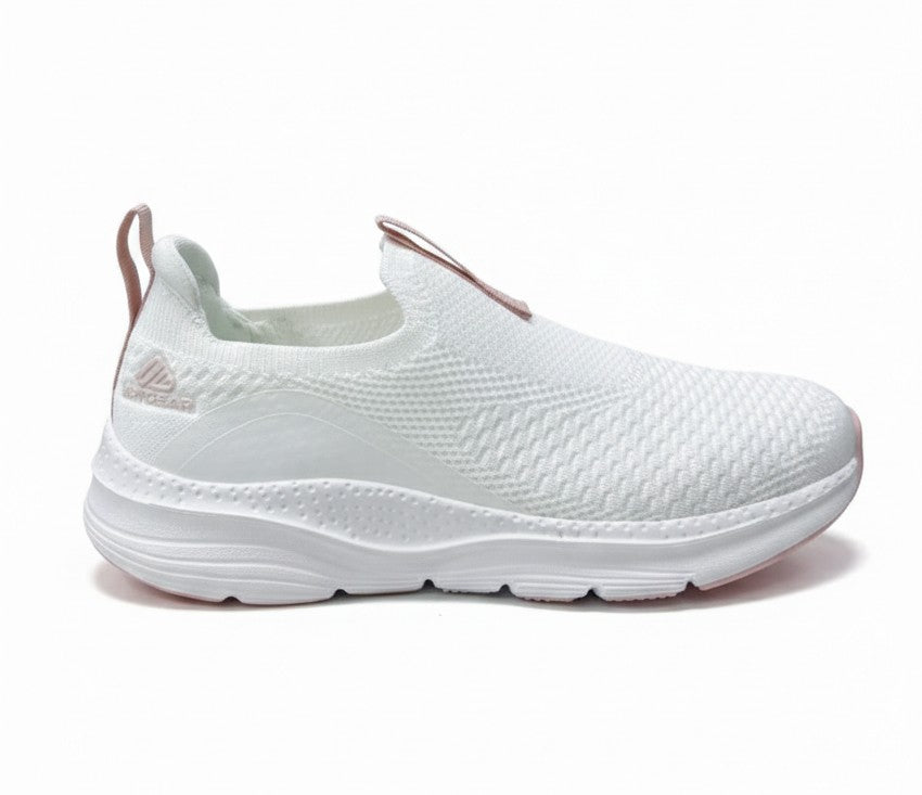 SwiftCloud Elite: Lightweight Performance Slip-On