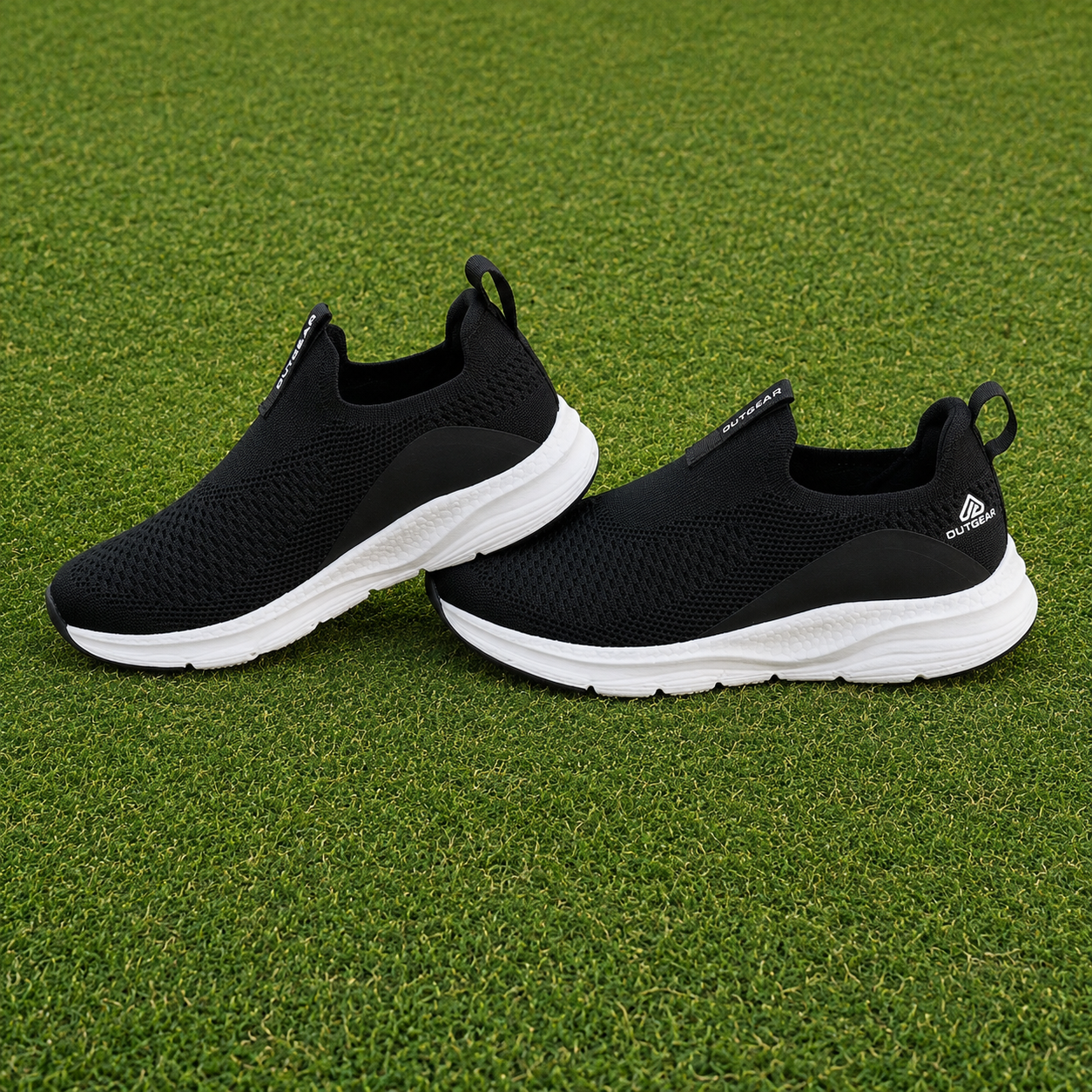 SwiftCloud Elite Lightweight Performance Slip-On - Black